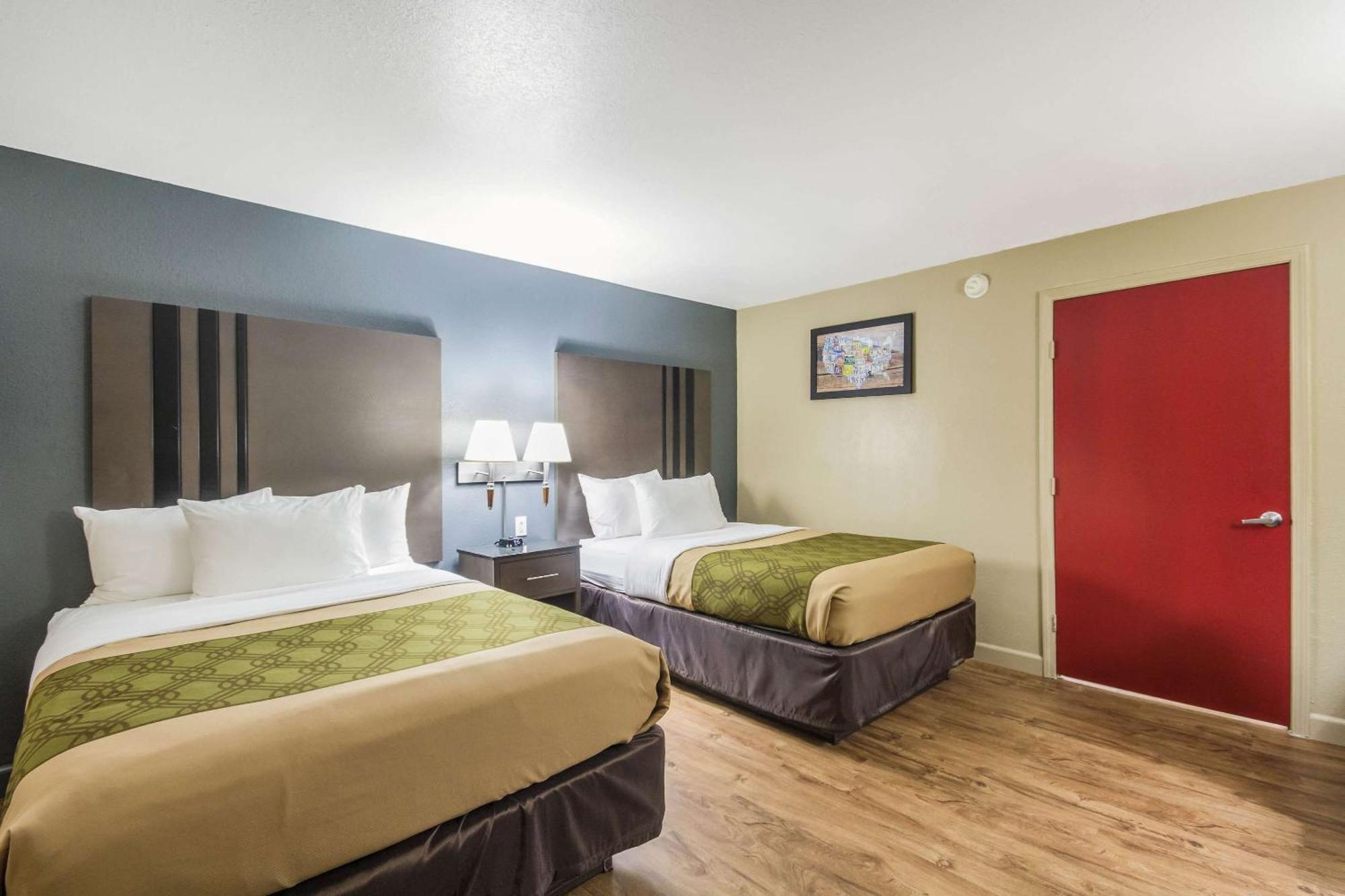 Econo Lodge Inn & Suites I-35 At Shawnee Mission Силвър Спринг Екстериор снимка